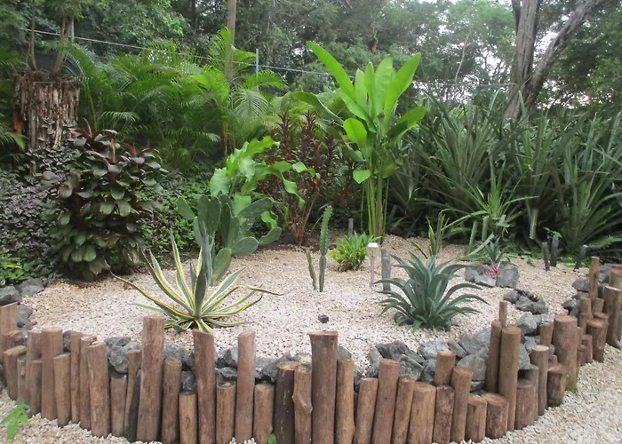 Cabinas De Lou Eco Tamarindo Santa Rosa (Tamarindo)