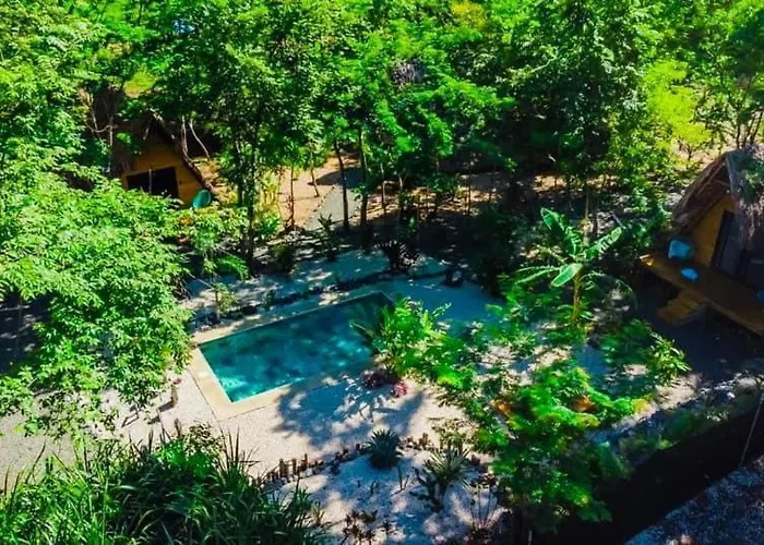 Cabinas De Lou Eco Tamarindo Luxury tent